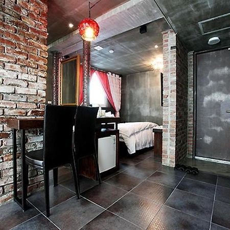 Baron De Paris Motel Seoul Exterior photo
