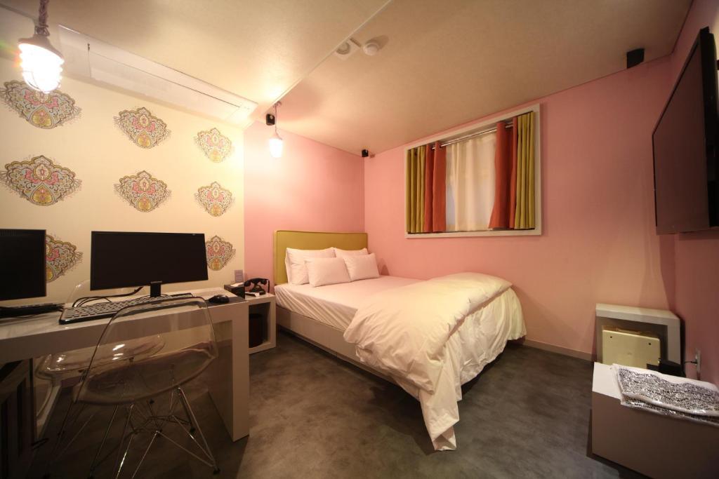 Baron De Paris Motel Seoul Room photo