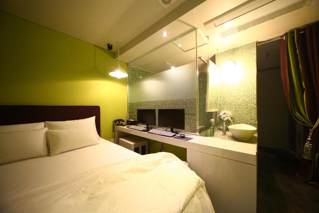 Baron De Paris Motel Seoul Room photo