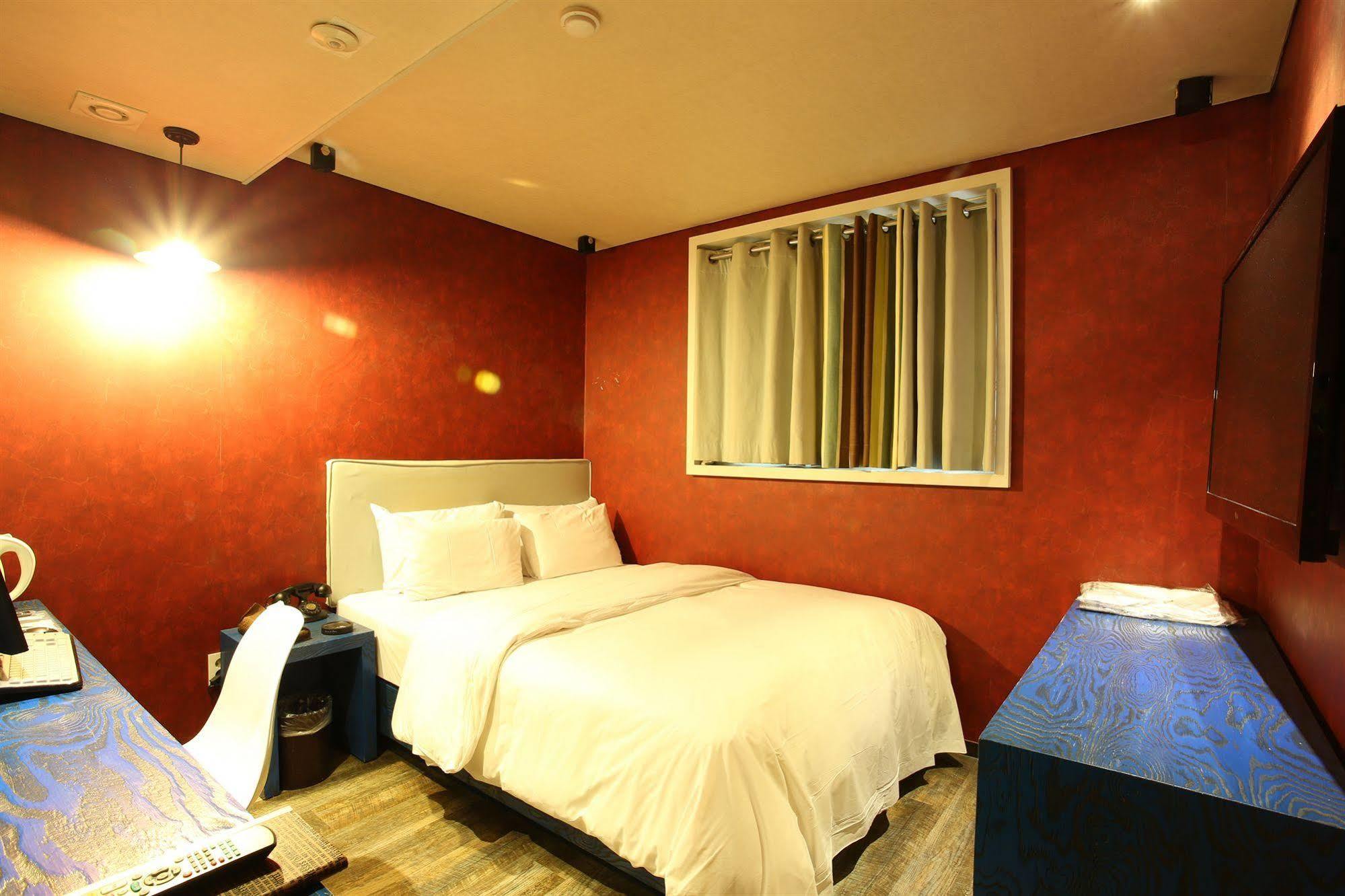 Baron De Paris Motel Seoul Exterior photo
